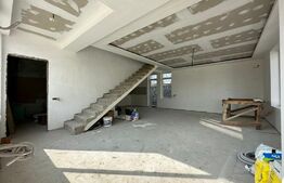 Vila de tip dublex, 115 mp utili, terasa 50 mp, zona Pipera