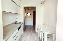 Apartament 3 camere, decomandat, 60 mp, et 4, 1 Decembrie 1918 