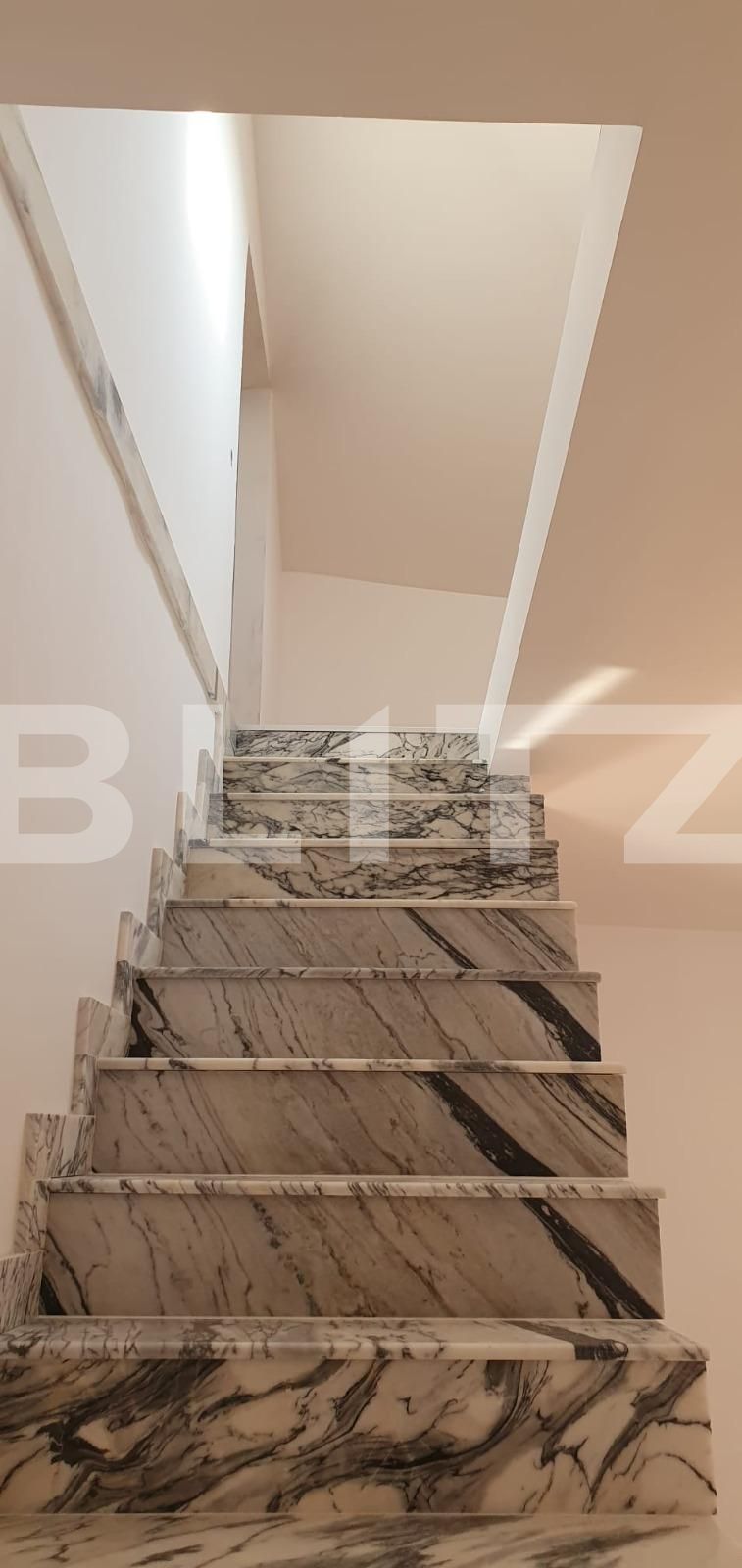 Casa de vânzare 4 camere 1 Mai - 112695CV | BLITZ București | Poza7