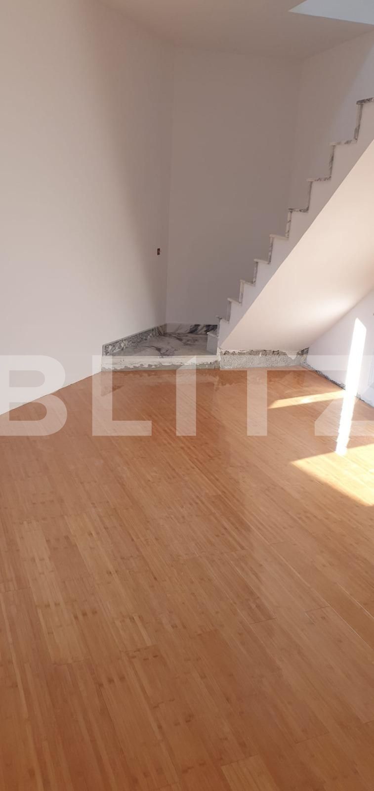 Casa de vânzare 4 camere 1 Mai - 112695CV | BLITZ București | Poza8