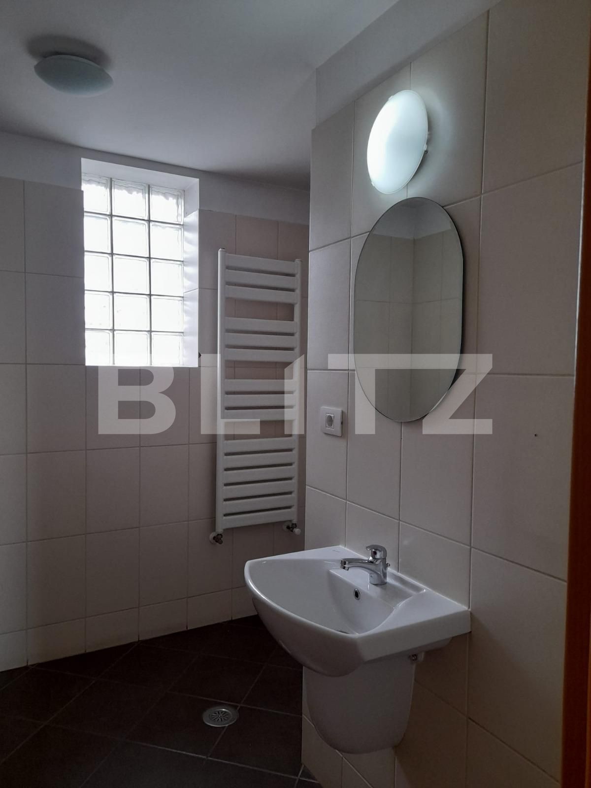 Apartament 4 camere, Blv. Basarabia | Poza11