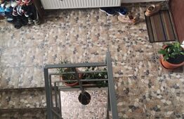 Casa stil bloc P+2+M, 11 camere, teren 500 mp, 80 mp/etaj + casuta in spate 30 mp utili, pretabil firma, Voluntari