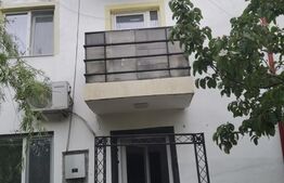 Casa stil bloc P+2+M, 11 camere, teren 500 mp, 80 mp/etaj + casuta in spate 30 mp utili, pretabil firma, Voluntari