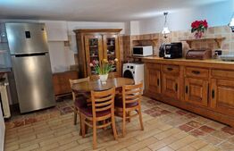 Vila Triplex, D+P+2E, 5 camere, 2 bai, 2 parcari, 145mp, Central