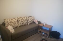 Garsoniera,  bloc din 1981, aproape de parcul Titan