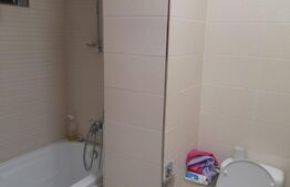 Apartament de vanzare 3 camere, semidecomandat,67 mp,Bucurestii Noi