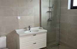 Vila cu 5 camere, 3 bai, 130mp, zona Ostratu