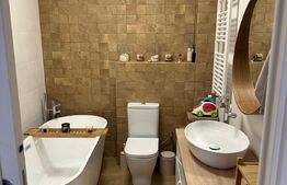 Apartament 3 camere, 2 băi, 89 mp, zona Sisesti