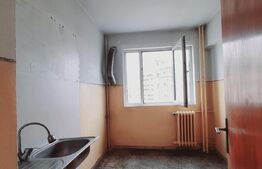 Apartament 2 camere, semidecomandat, zona Titan -bdl 1 Decembrie 1918