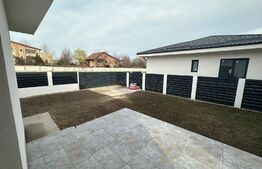 Ocazie! Casa cu 2 dormitoare Cernica, zona linistita, living generos de 30mp, 2 bai, terasa de 15mp