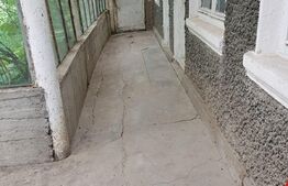 Casa veche de vanzare in Gradistea, teren de 675 mp, suprafata casa de 90 mp