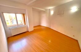 Spațiu comercial de închiriat 100 mp, ultracentral, zona Universității