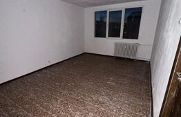 Apartament 3 camere, decomandat, 65 mp,  zona Trapezului