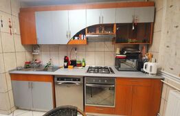 Apartament cu 3 camere, 62 mp, zona Trapezului