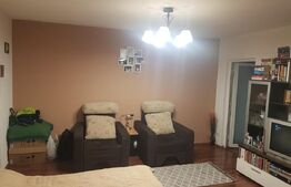 Aprtament de 3 camere, Parter - pretabil firma, Piata Ramnicu Sarat