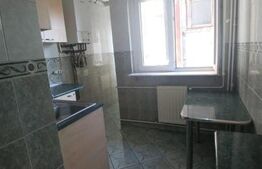 Apartament spatios, 3 camere, 90 mp, imobil interbelic, Mosilor