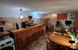 Vila Triplex, D+P+2E, 5 camere, 2 bai, 2 parcari, 145mp, Central