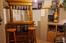 Vila Triplex, D+P+2E, 5 camere, 2 bai, 2 parcari, 145mp, Central