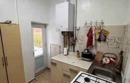 Apartament de 4 camere, 77 mp, 2 bai, zona Unirii