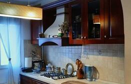 Apartament de 3 camere, 73 mp, decomandat, zona Titan 