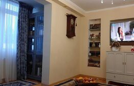 Apartament de 3 camere, 73 mp, decomandat, zona Titan 