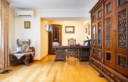 Vila de lux 11 camere, 545 mp, teren 1000 mp, Bucurestii Noi 