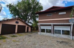 Vila spatioasa de 320 mp cu 7 camere, 4 bai si piscina in Balotesti