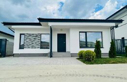 Vila pe parter, 4 camere, 110 mp, in Tunari