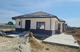 Casa Lac Petresti | 109 mp utili + 500 mp teren | Corbeanca