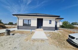 Casa Lac Petresti | 109 mp utili + 500 mp teren | Corbeanca