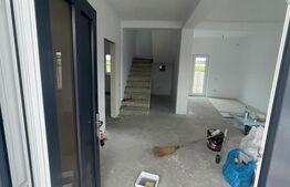 Duplex 4 camere, 143 mp, teren 300 mp, terasa, Tunari