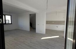 Vila cu 5 camere, 3 bai, 142mp in Ostratu/Corbeanca