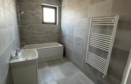 Vila cu 5 camere, 3 bai, 142mp in Ostratu/Corbeanca