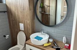 Unitate de locuit in casa duplex, design modern, curte individuala