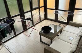 Unitate de locuit in casa duplex, design modern, curte individuala