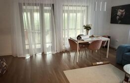 Unitate de locuit in casa duplex, design modern, curte individuala