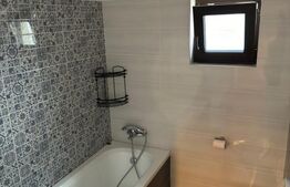 Unitate de locuit in casa duplex, design modern, curte individuala