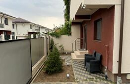 Unitate de locuit in casa duplex, design modern, curte individuala