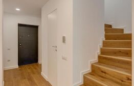 Casa cuplata 208.6mp, in ansamblu de case Otopeni