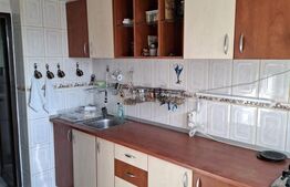 Apartament de vanzare, cu 3 camere, 61 mp