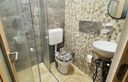 Apartament de vanzare, cu 3 camere, 75 mp, zona-Petre Ispirescu