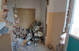 Apartament de vanzare, cu 3 camere, 90 mp, zona-Tineretului