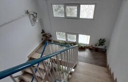 Apartament de vanzare, cu 3 camere, 62 mp, sector 4, zona Luica