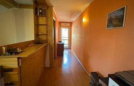 Casa de vanzare, cu 3 camere, zona centrala