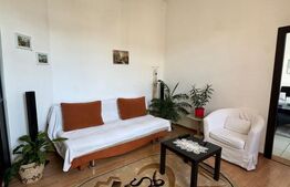 Casa de vanzare, cu 3 camere, zona centrala