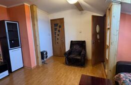 Casa de vanzare, cu 3 camere, zona centrala