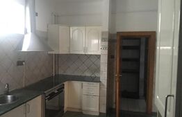 Casa de vanzare, 6 camere, 261 mp, zona Cotroceni