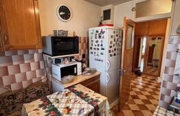 Apartament de vanzare, cu 3 camere, 75 mp, zona Ghencea