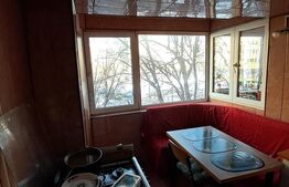 Apartament de vanzare, 3 camere, 72 mp, parcare, zona Pantelimon