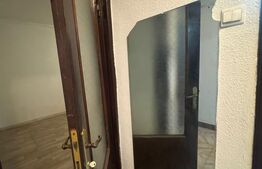 Apartament de vanzare, cu 3 camere, 70 mp, zona Piata Rahova 